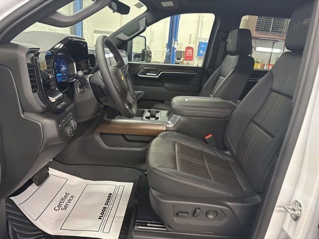 2026 Chevrolet Silverado 2500 HD High Country - Photo 12