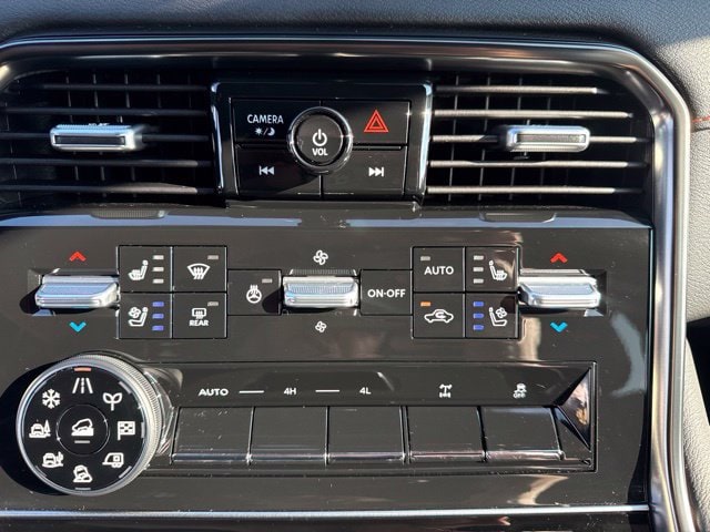 2026 Nissan Armada PRO-4X - Photo 17