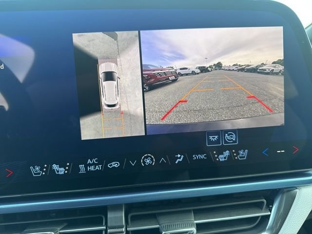 2025 Chevrolet Equinox EV LT - Photo 15