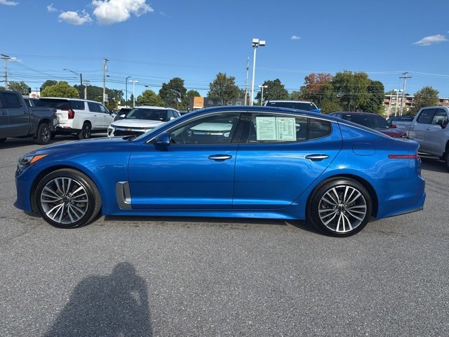 2019 Kia Stinger photo 3