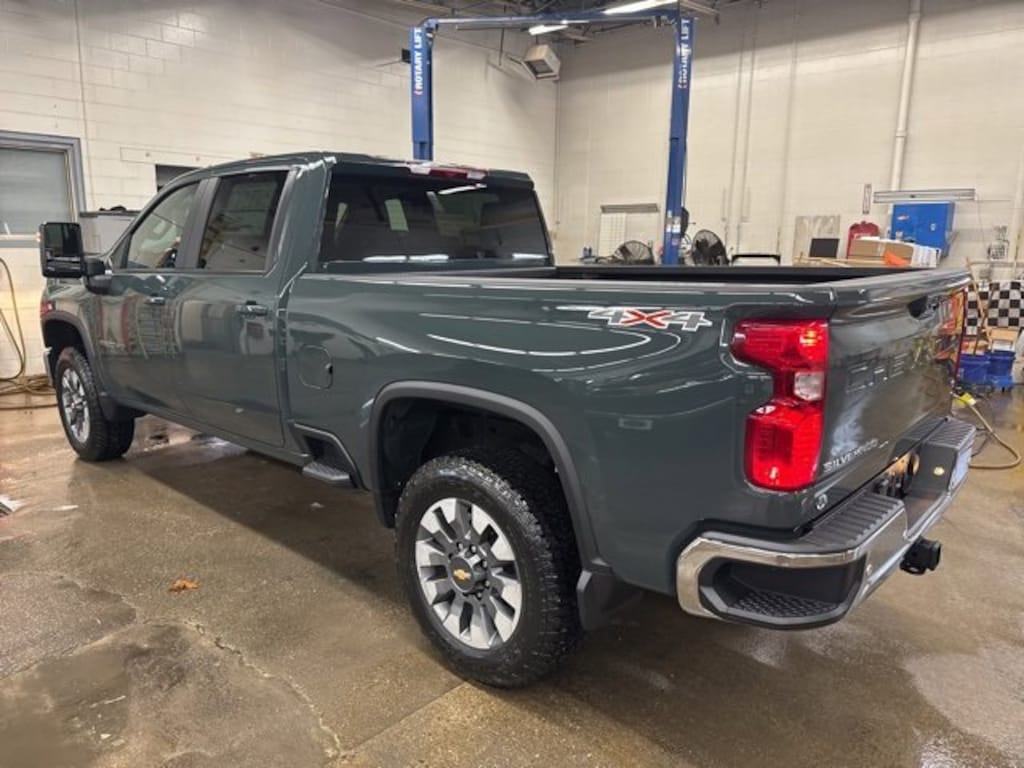 New 2026 Chevrolet Silverado 2500 HD LT Truck Crew Cab