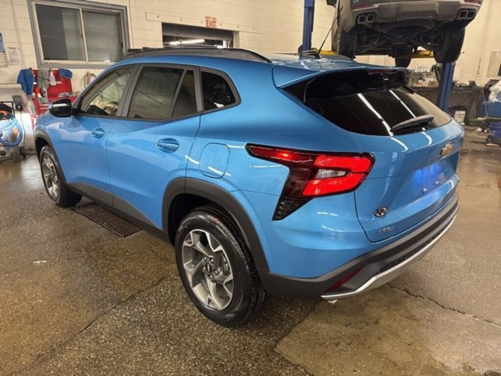 New 2026 Chevrolet Trax LT SUV