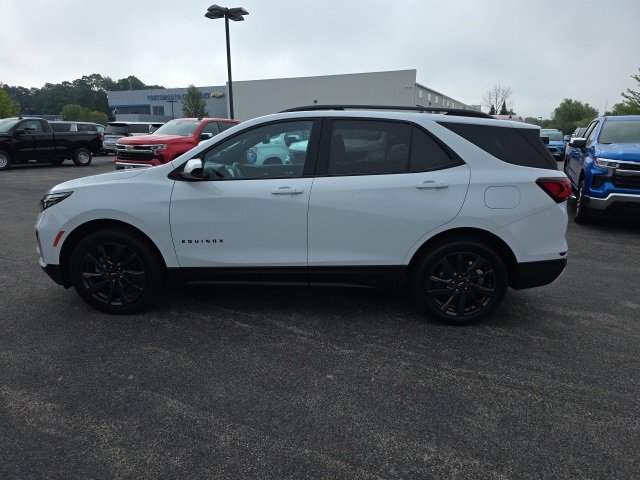 2022 Chevrolet Equinox RS photo 2