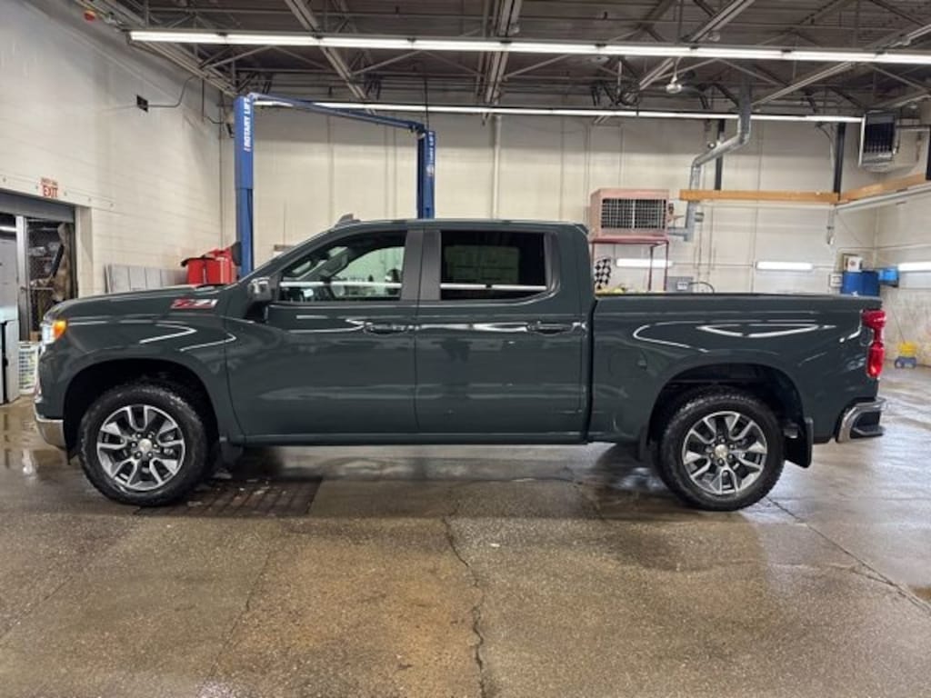 New 2026 Chevrolet Silverado 1500 LT Truck Crew Cab