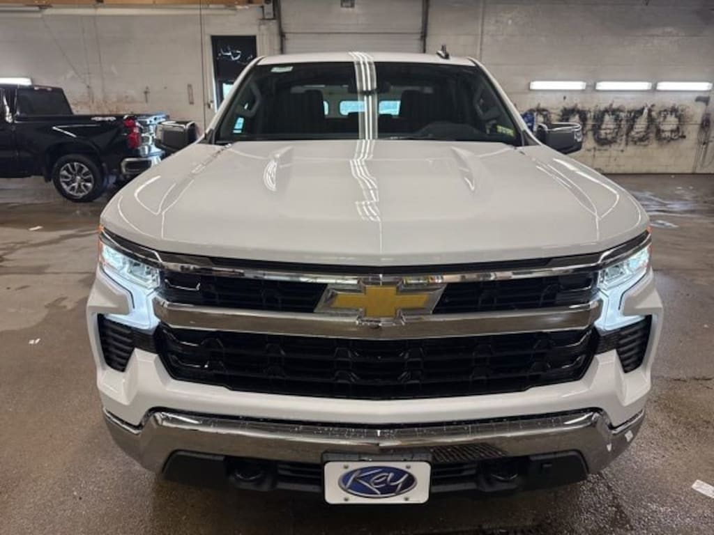 New 2026 Chevrolet Silverado 1500 LT Truck Crew Cab