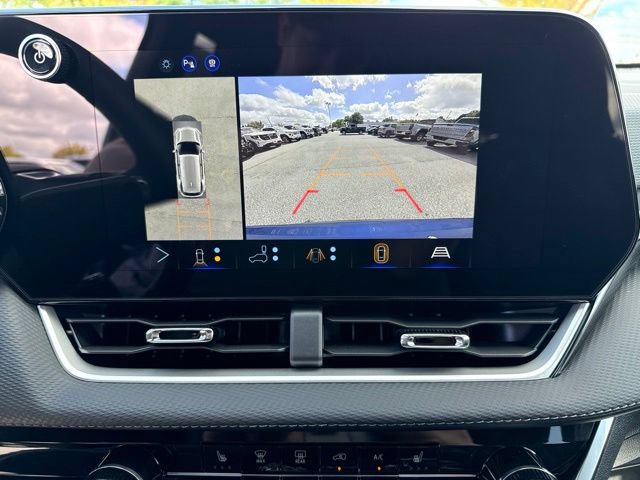 2027 Chevrolet Equinox LT - Photo 17