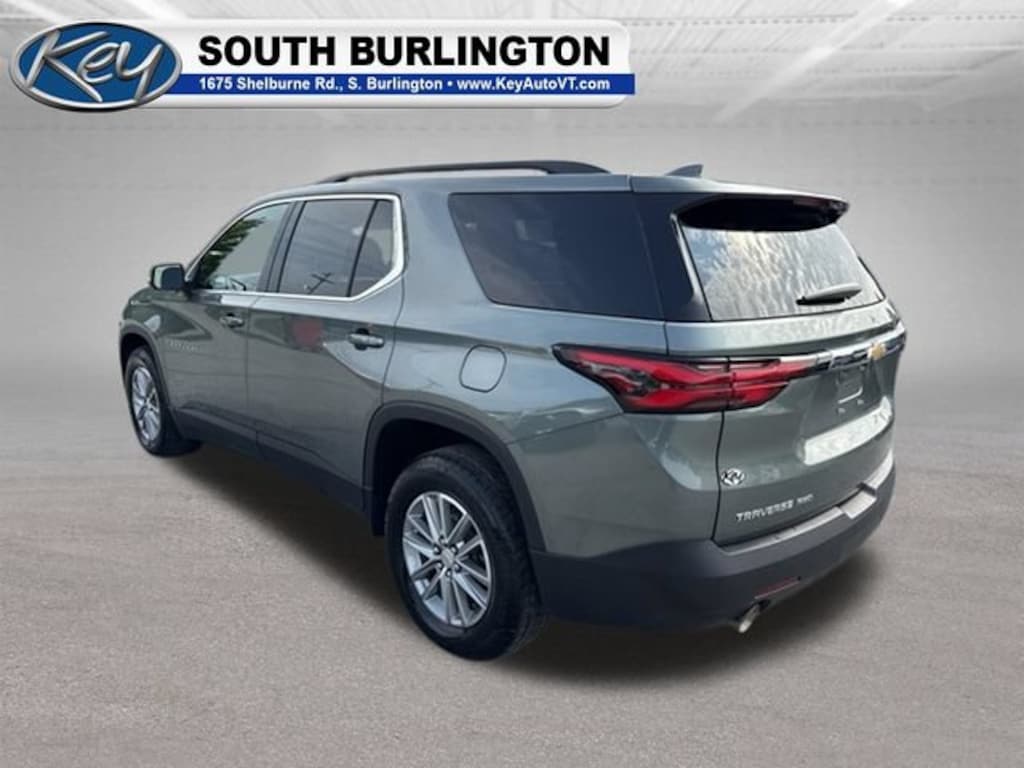Used 2023 Chevrolet Traverse LT Cloth SUV