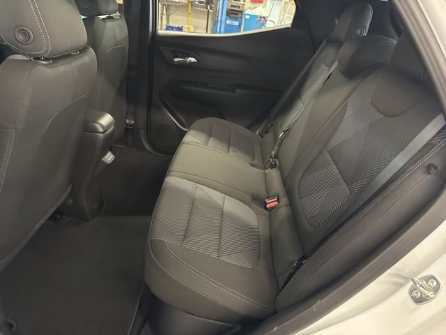 2027 Chevrolet Bolt LT - Photo 23