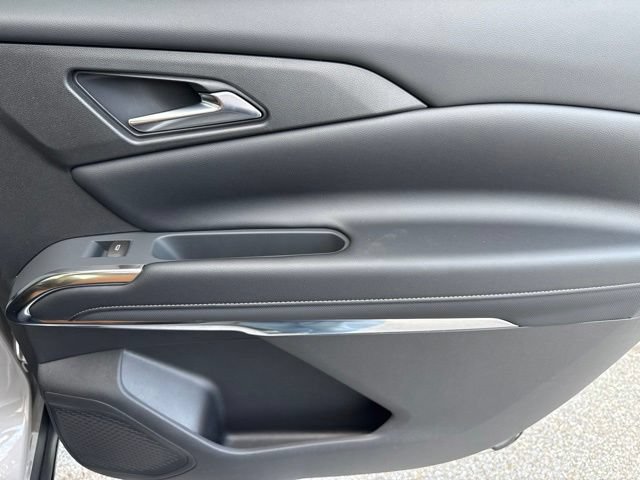 2027 Chevrolet Traverse Z71 - Photo 25