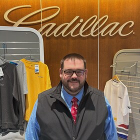 Staff member Chris Hanfield from ID_eb86e0cbc442