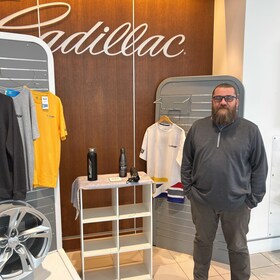 Staff member Shane Sheeran from ID_eb86e0cbc442