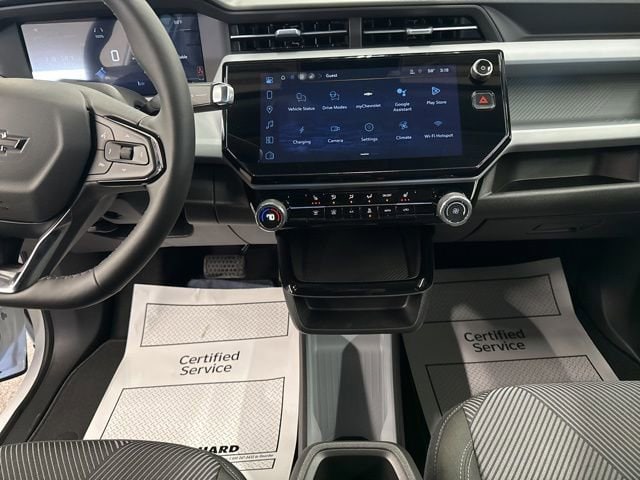 2027 Chevrolet Bolt LT - Photo 20
