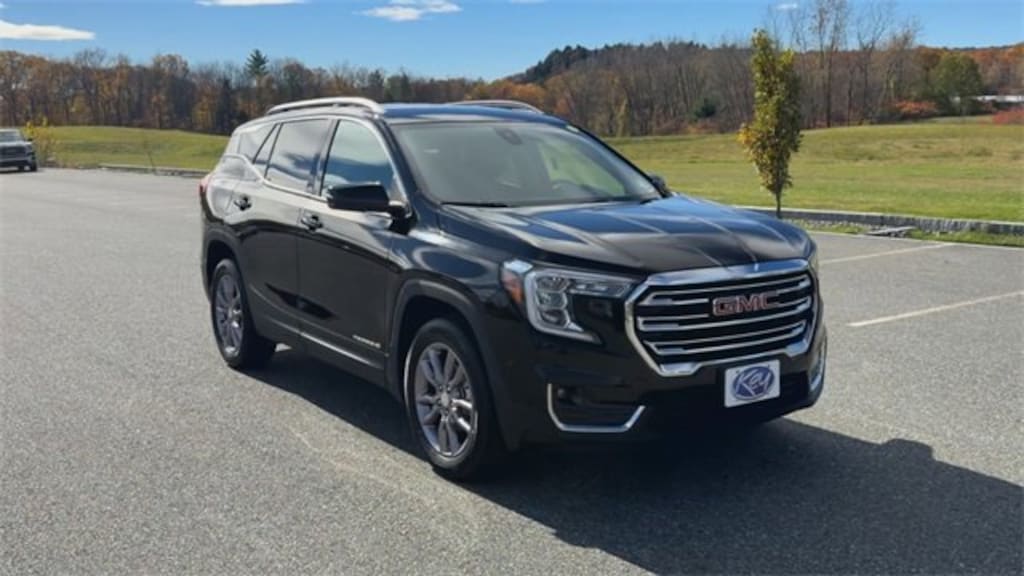 Used 2023 GMC Terrain SLT SUV