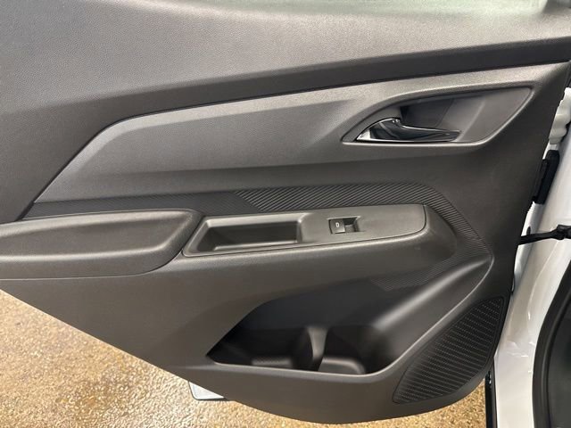 2027 Chevrolet Bolt LT - Photo 21
