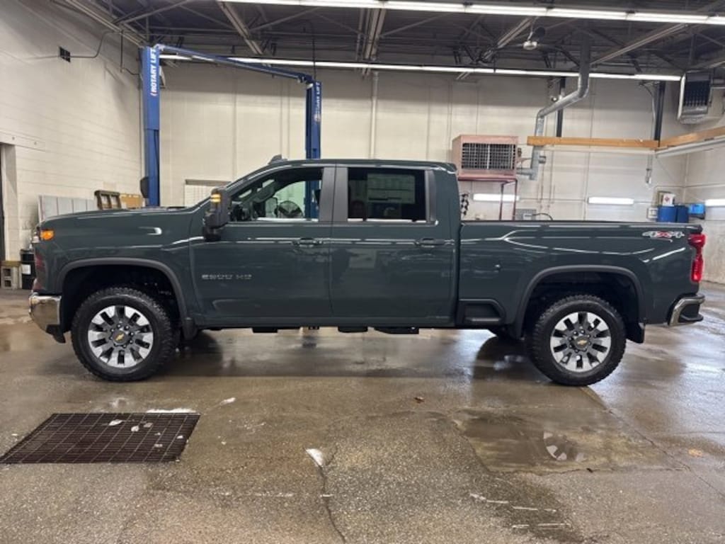 New 2026 Chevrolet Silverado 2500 HD LT Truck Crew Cab