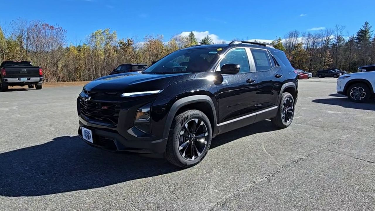 2026 Chevrolet Equinox RS photo 3