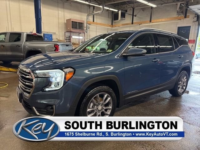 2024 GMC Terrain SLT AWD's photo