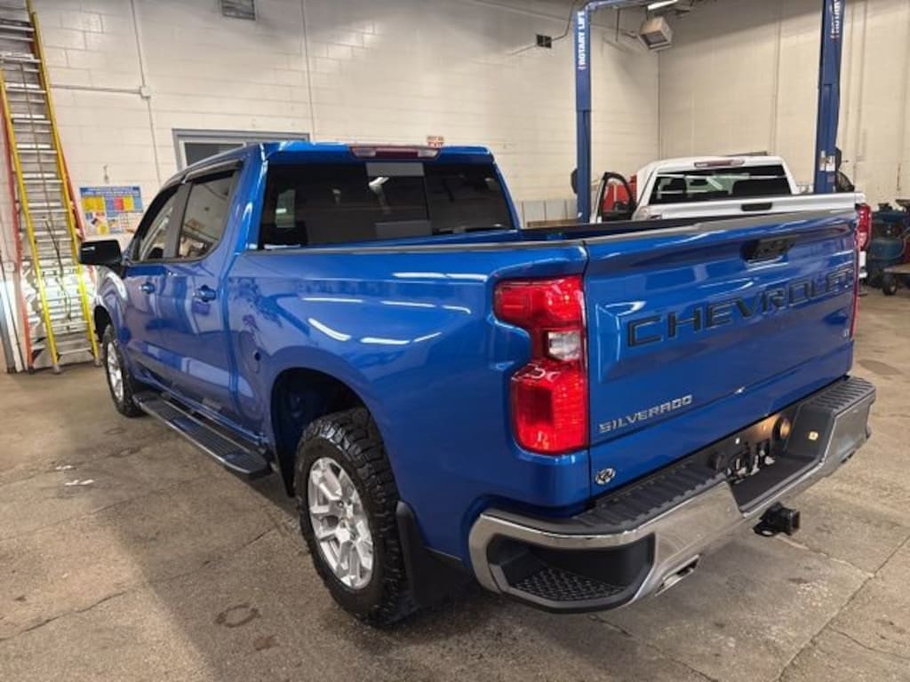 Used 2024 Chevrolet Silverado 1500 LT Truck Crew Cab