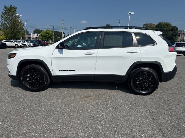 2023 Jeep Cherokee Altitude Lux photo 2