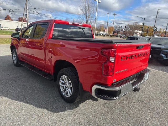 2024 Chevrolet Silverado 1500 LT photo 4