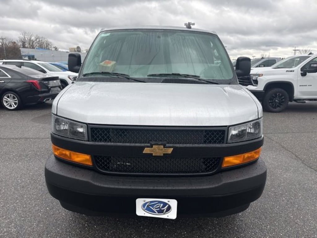 New 2025 Chevrolet Express Cargo 3500 WT Van