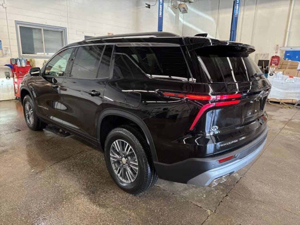 New 2026 Chevrolet Traverse LT SUV