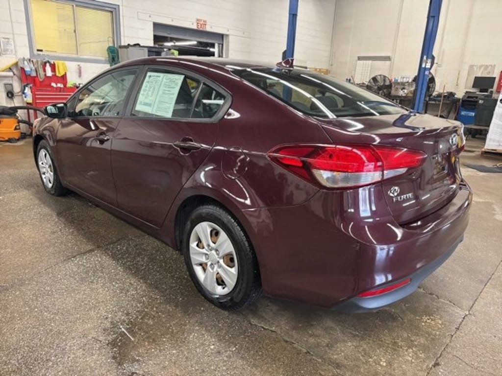 Used 2017 Kia Forte LX Sedan