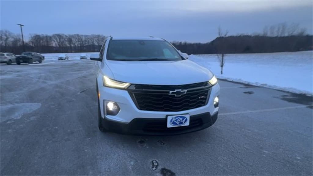 Used 2023 Chevrolet Traverse RS SUV
