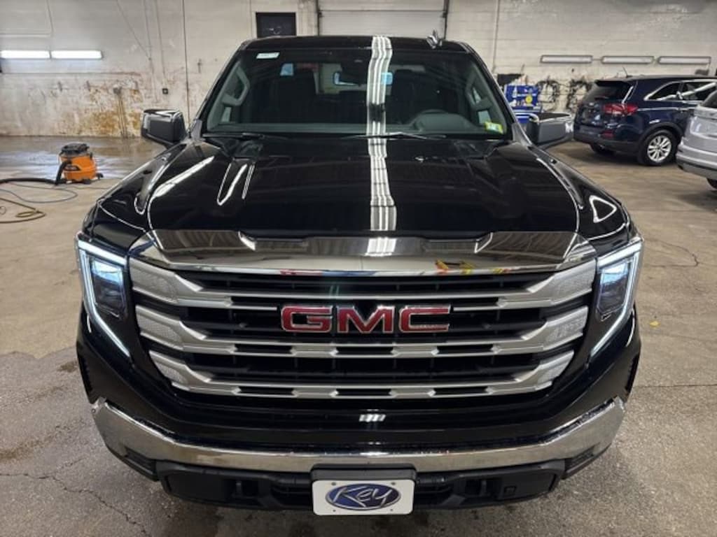 New 2026 GMC Sierra 1500 SLE Truck Crew Cab