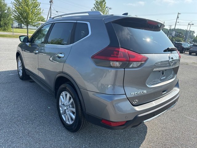 2019 Nissan Rogue SV photo 4