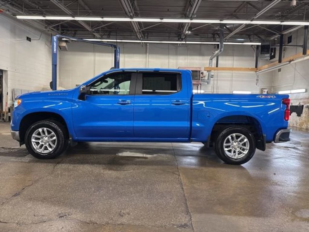 Used 2025 Chevrolet Silverado 1500 LT (2FL) Truck Crew Cab