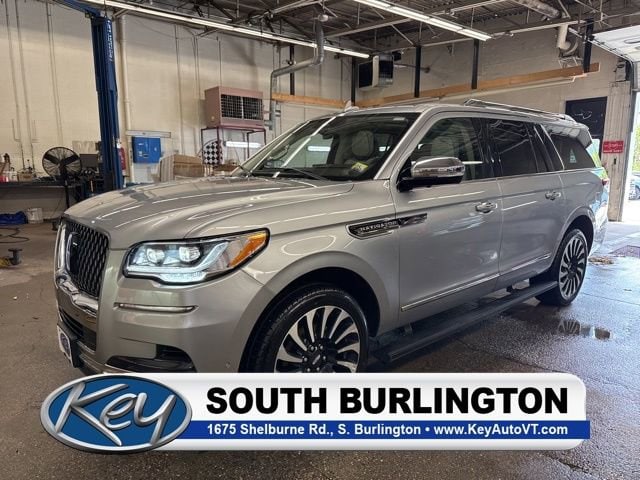 2023 Lincoln Navigator Black Label L 4WD's photo