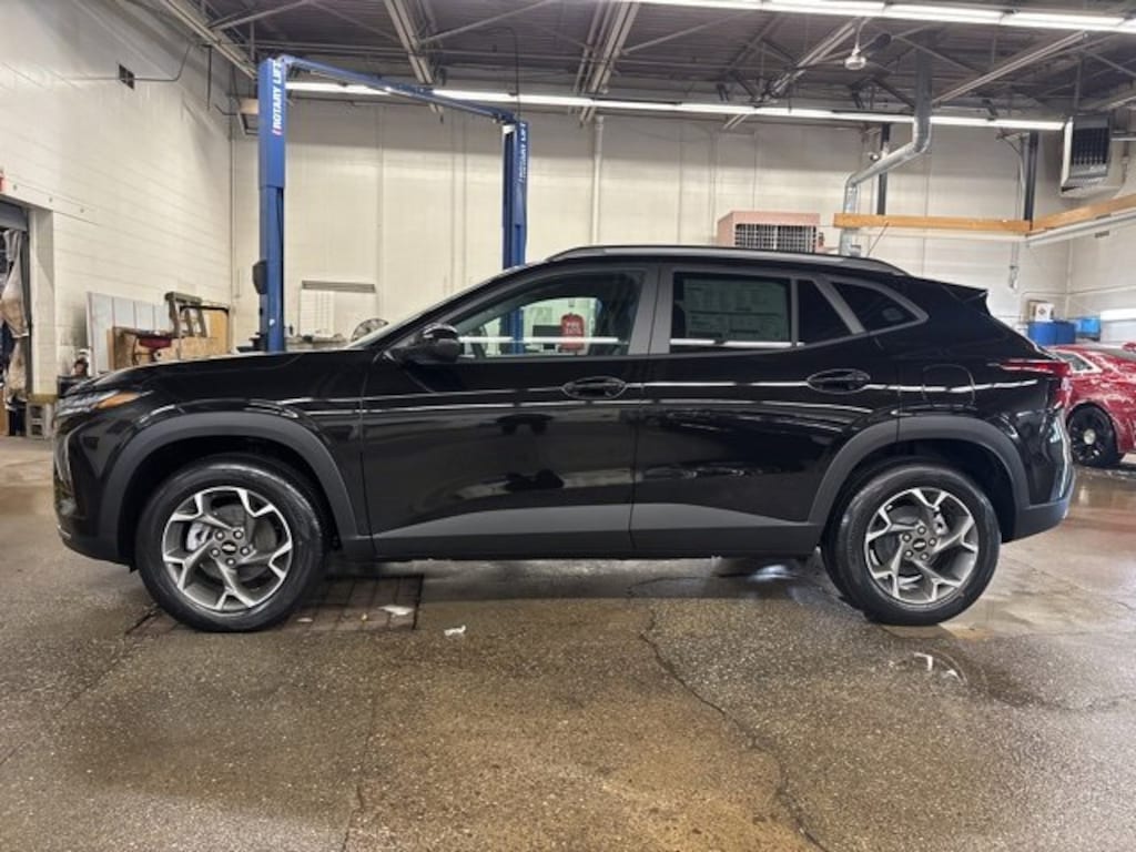 New 2026 Chevrolet Trax LT SUV