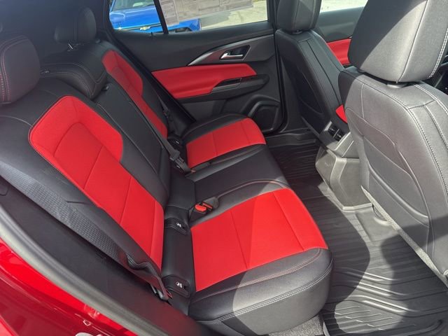 2025 Chevrolet Equinox EV RS - Photo 25