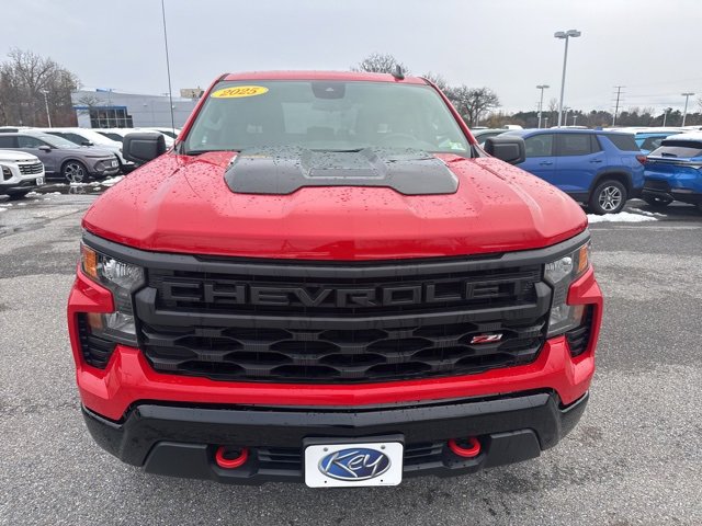 2025 Chevrolet Silverado 1500 Custom Trail Boss photo 2
