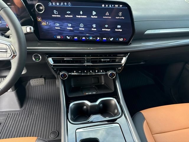 2027 Chevrolet Traverse Z71 - Photo 20