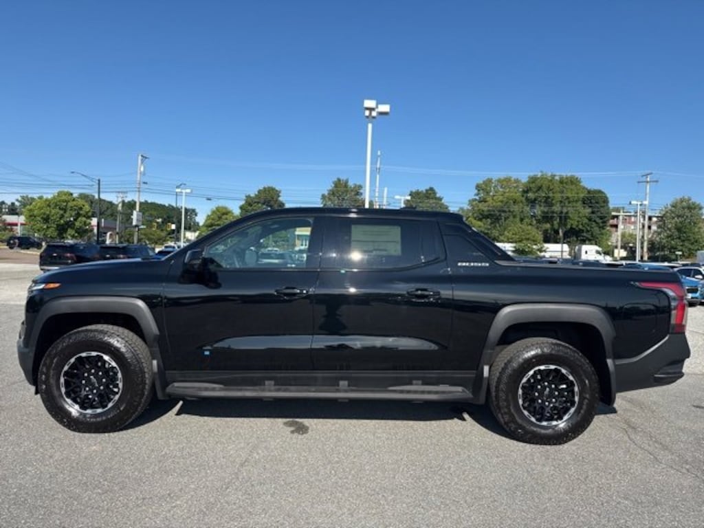 New 2026 Chevrolet Silverado EV Trail Boss - Max Range Truck Crew Cab