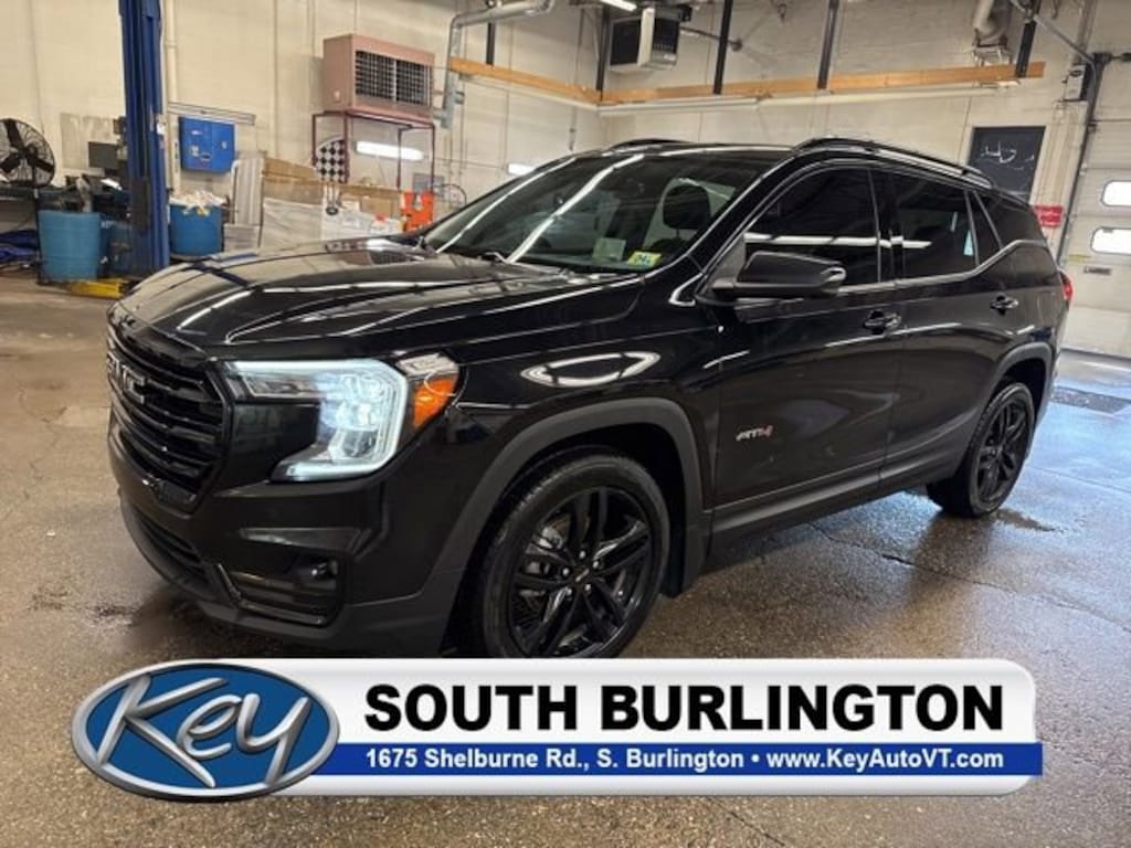Used 2022 GMC Terrain AT4 SUV
