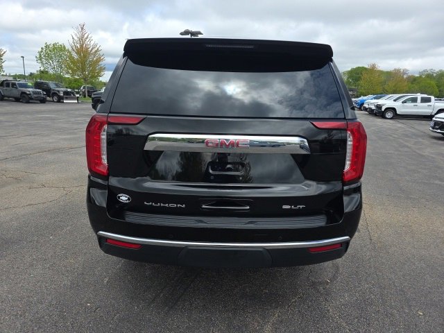 2023 Gmc Yukon SLT photo 4