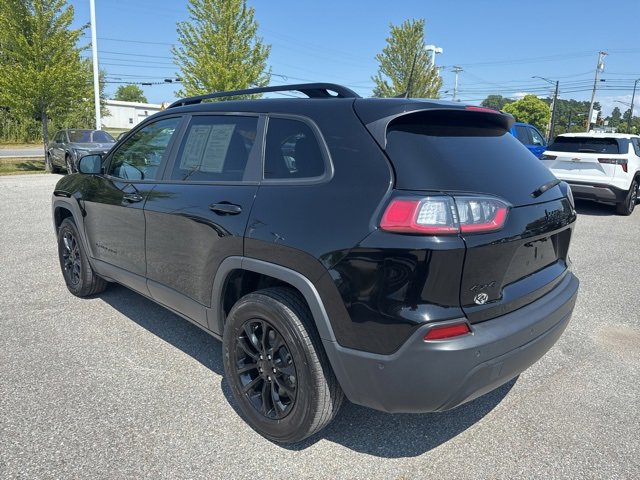 2023 Jeep Cherokee Altitude Lux photo 3