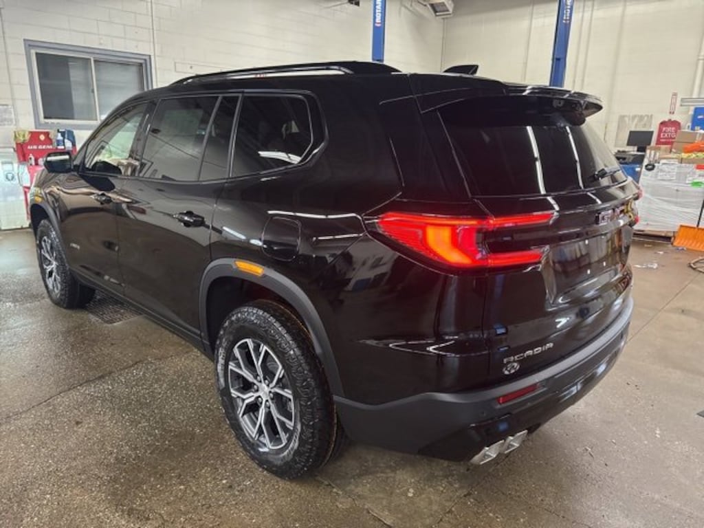 New 2026 GMC Acadia AT4 SUV