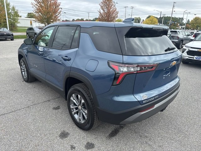 2026 Chevrolet Equinox LT photo 4