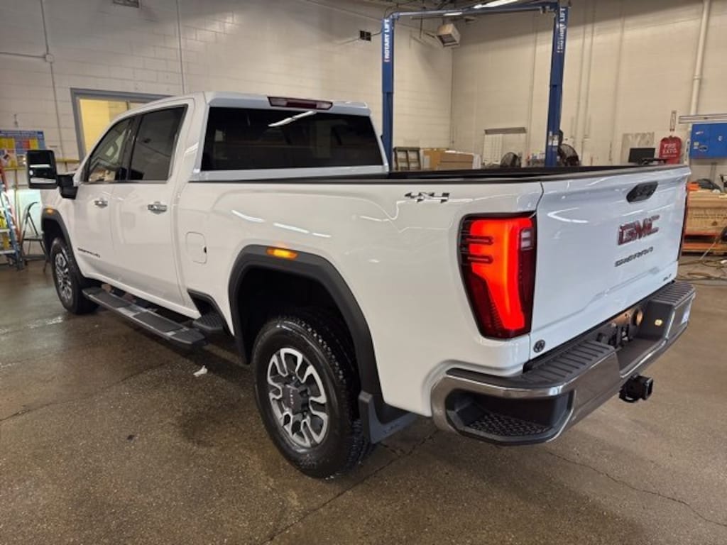 New 2026 GMC Sierra 2500 HD SLT Truck Crew Cab