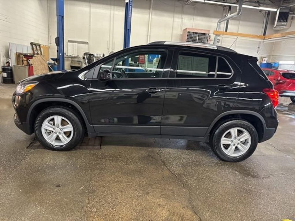 Used 2022 Chevrolet Trax LT SUV