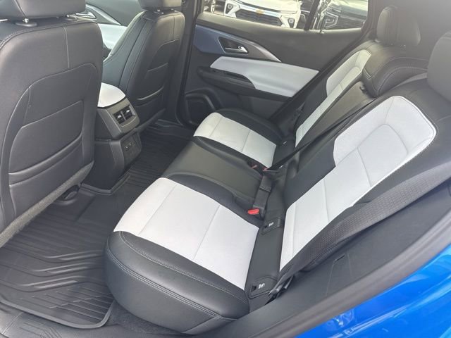 2025 Chevrolet Equinox EV LT - Photo 22