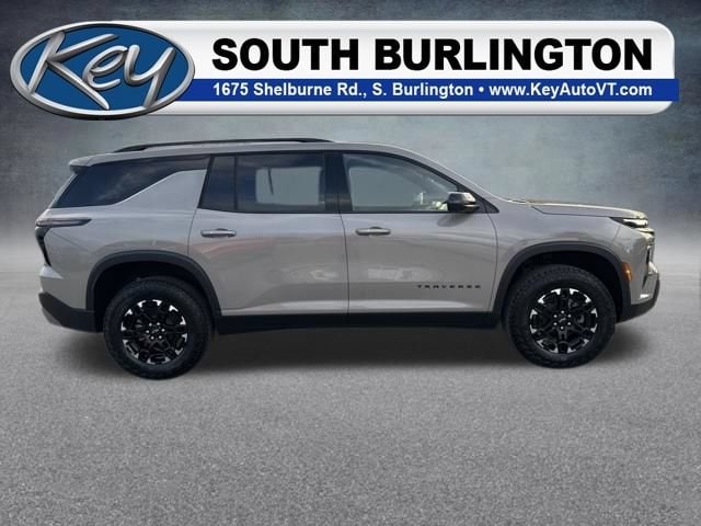 2027 Chevrolet Traverse Z71 - Photo 8