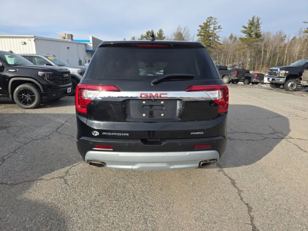 Used 2022 GMC Acadia SLE SUV