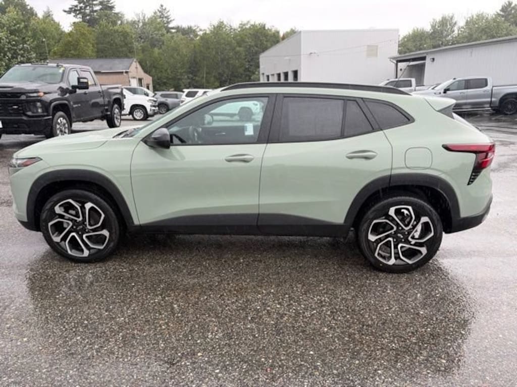 Used 2024 Chevrolet Trax 2RS SUV