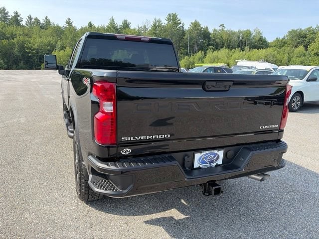 2026 Chevrolet Silverado 2500 HD Custom - Photo 4