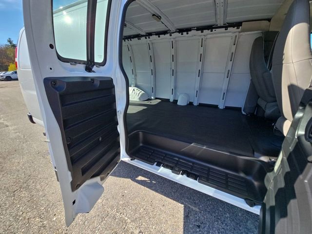 2025 Chevrolet Express Cargo Work Van - Photo 26